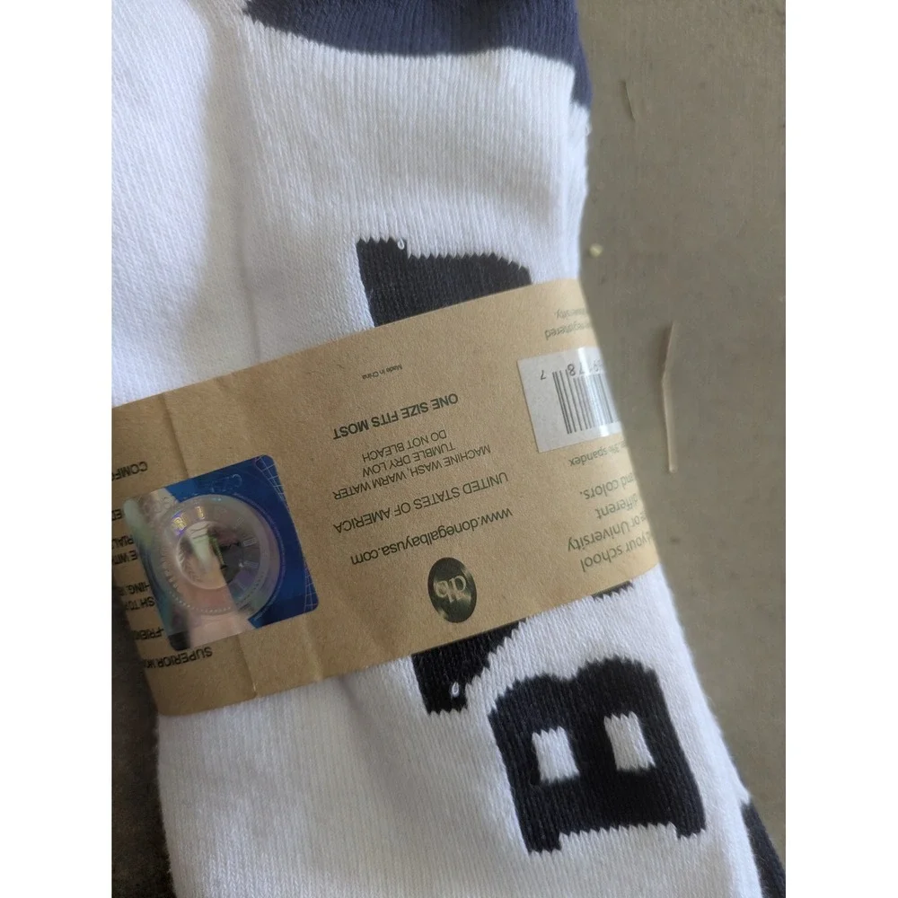 NEW Donegal Bay Crew Socks Men's OSFM White BYU Cougars Collegiate Athletic